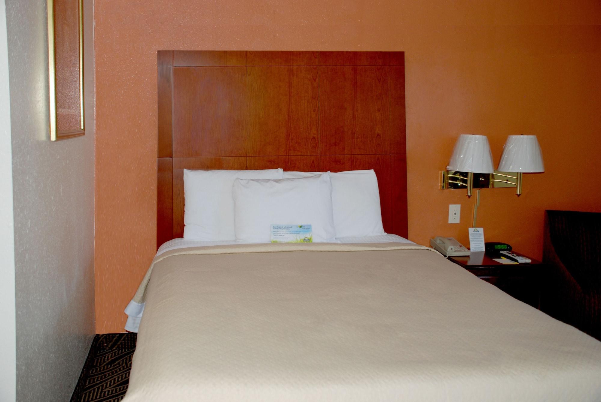 Days Inn By Wyndham Dyersburg Exteriér fotografie