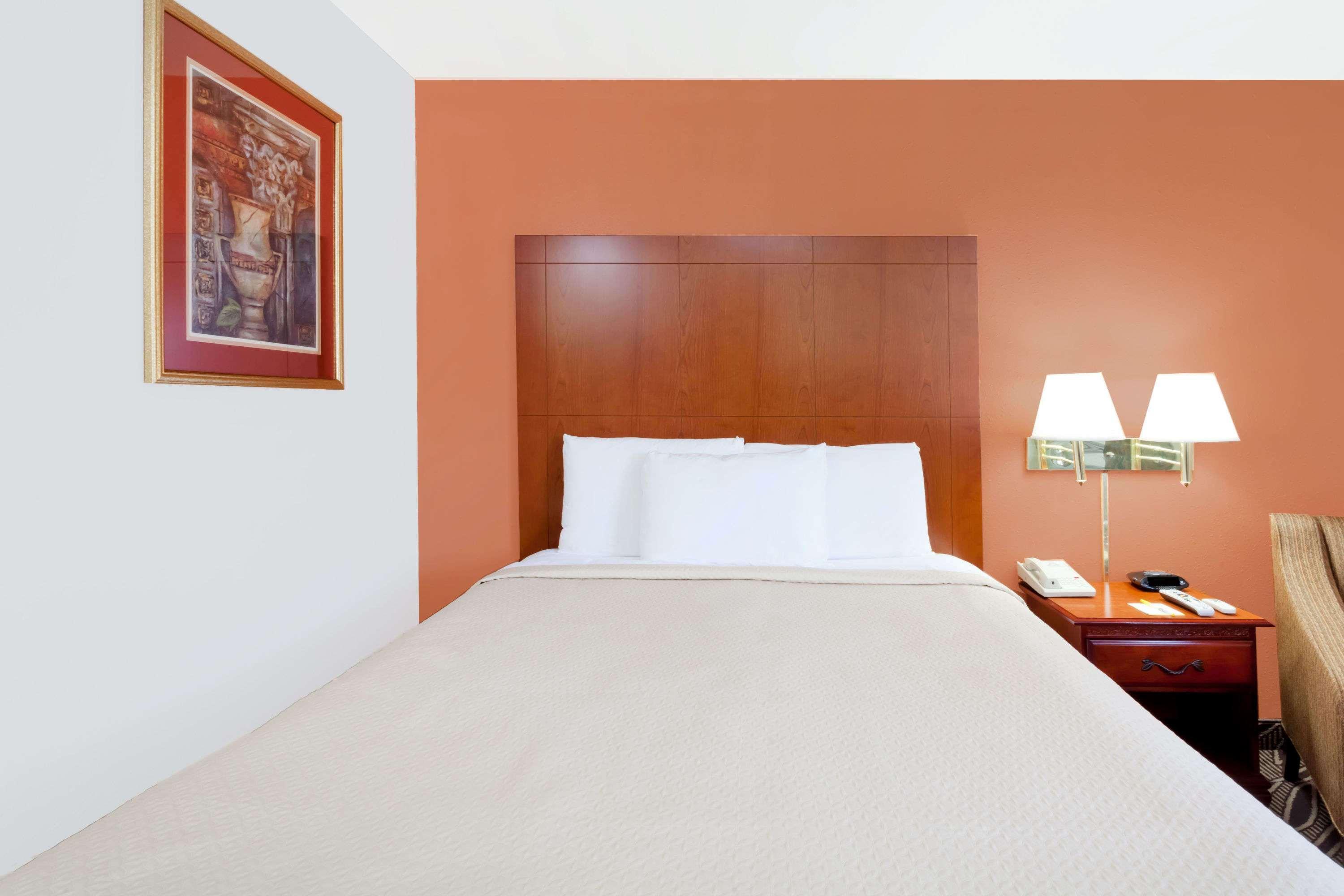 Days Inn By Wyndham Dyersburg Exteriér fotografie