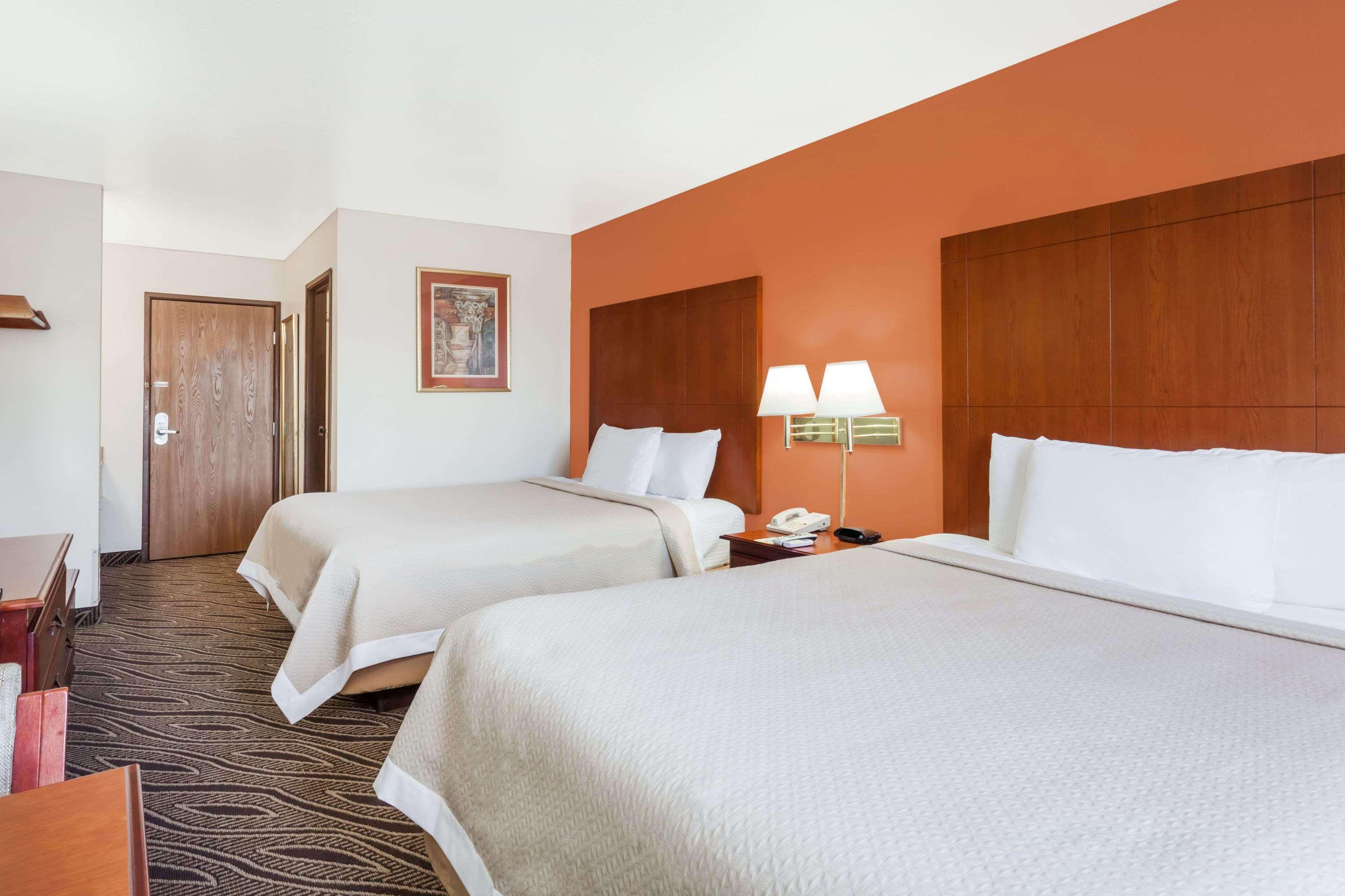 Days Inn By Wyndham Dyersburg Exteriér fotografie