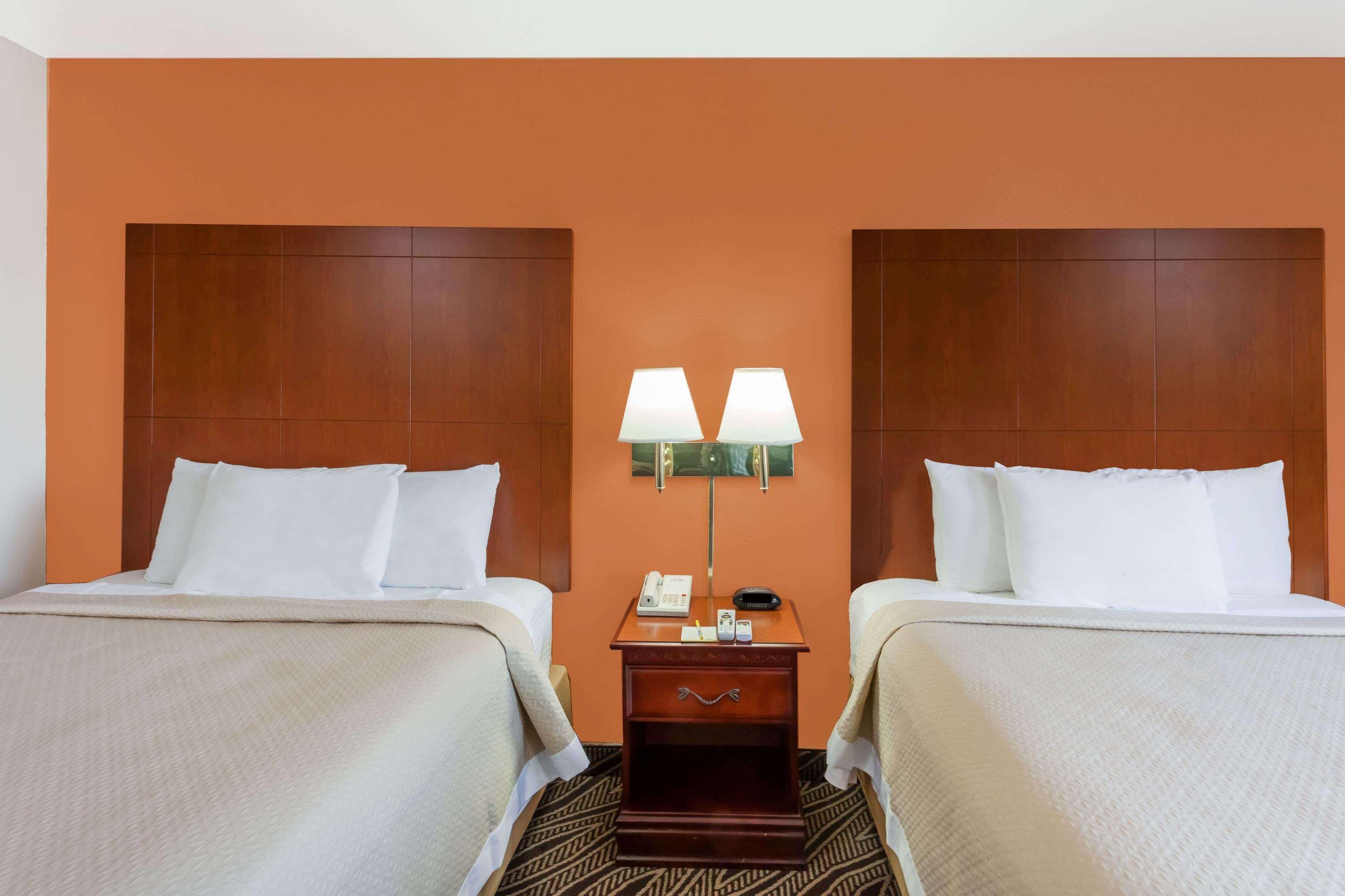 Days Inn By Wyndham Dyersburg Exteriér fotografie